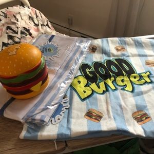 Nickelodeon Good Burger Bundle